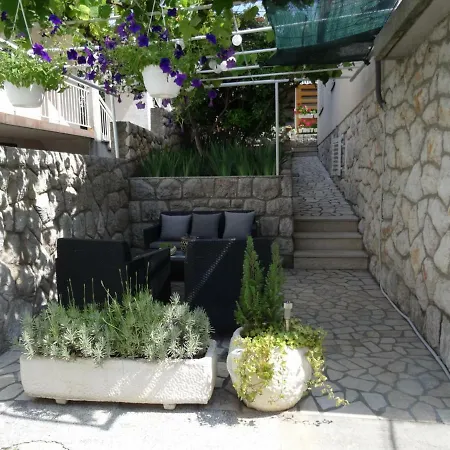 Anita Apartment *