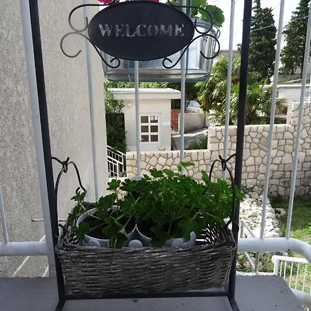 Anita Apartman